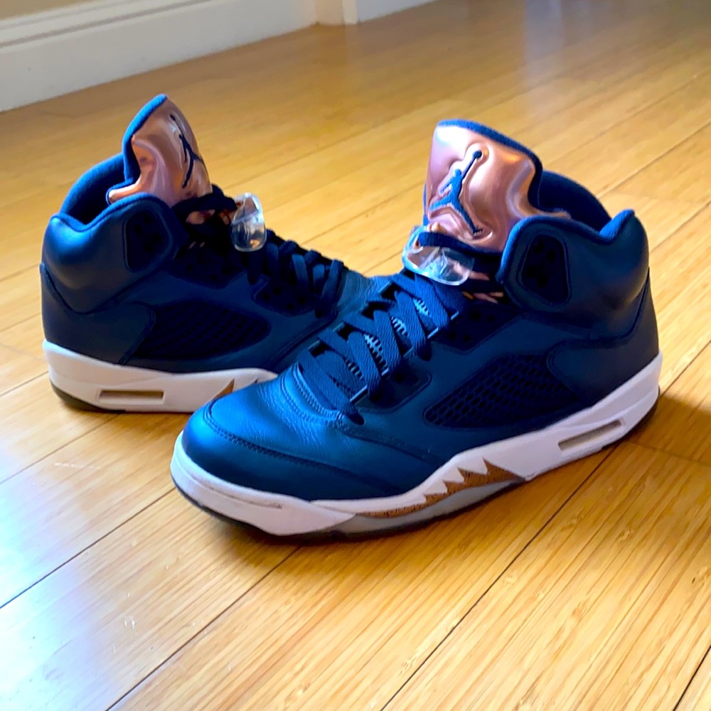 Men’s Jordan 5 “bronze”